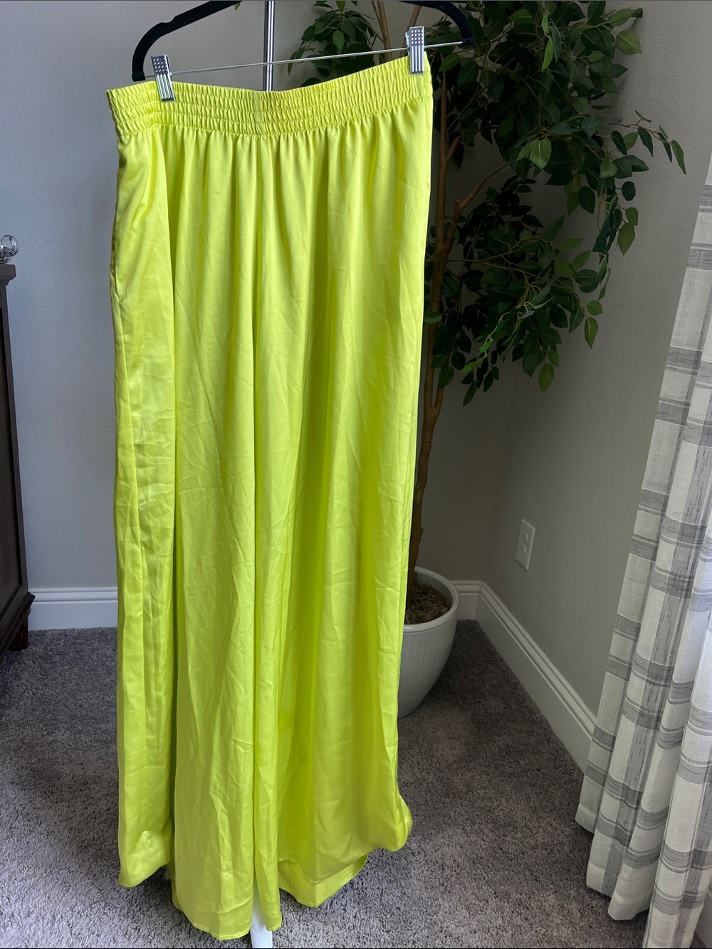 Women’s Lime green Elastic Waist Pants